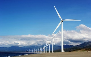 wind_turbines_by_sea
